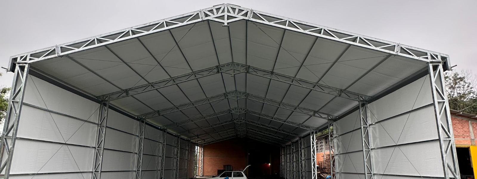 GALPÃO PARA ARMAZENAMENTO 